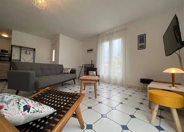 Сasa de vacaciones Maison 3 Pièces Pour 5 à Saint-georges-d'oléron Avec Parking - Fr-1-246a-212