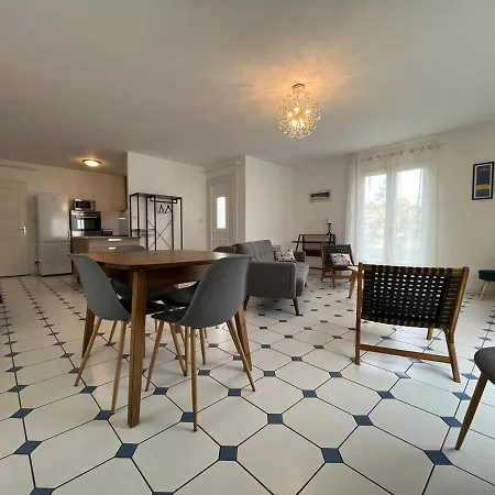 Maison Neuve A - 5 Couchages, Jardin Clos, Proche Commerces Et Pistes Cyclables - Fr-1-246a-212 Semesterbostad *
