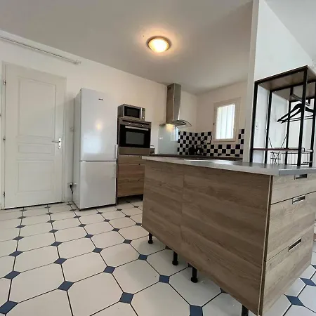 Maison 3 Pieces Pour 5 A Avec Parking - Fr-1-246a-212 *